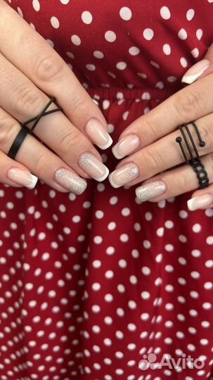 Маникюр, педикюр, наращивание ногтей