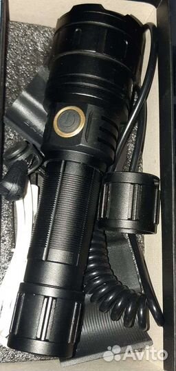 Подствольный тактический фонарь до 1км