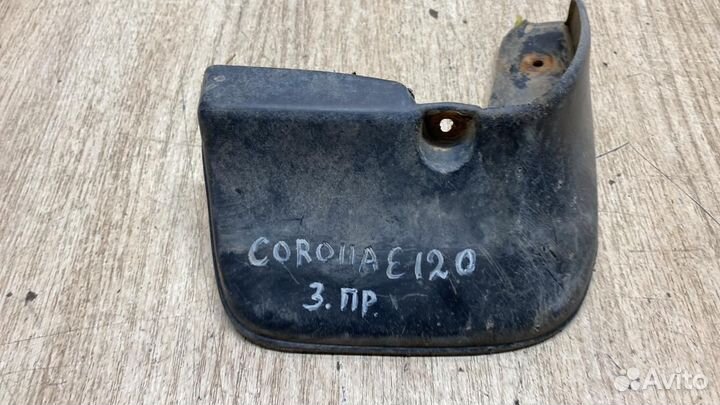 Брызговик Задний Правый Toyota Corolla E120