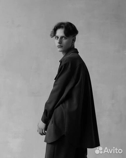 Бармен, администратор, хостес