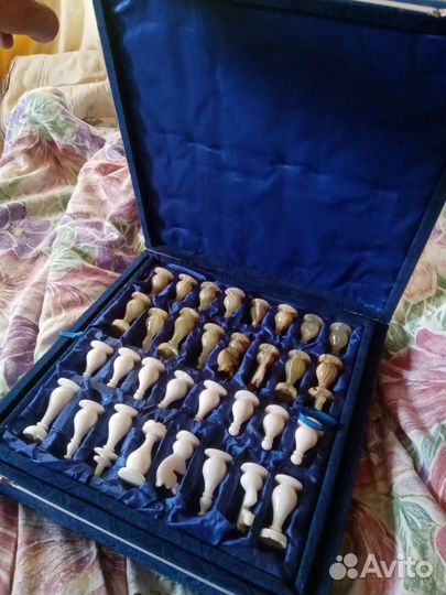 Шахматы из камня Оникс