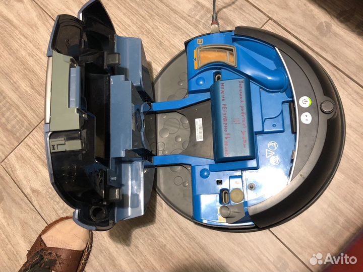 Робот пылесос irobot scooba