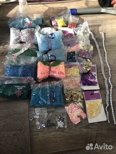 Бисер паетки и бусинки