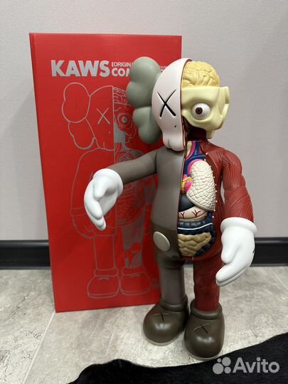 Игрушка Kaws (красная)