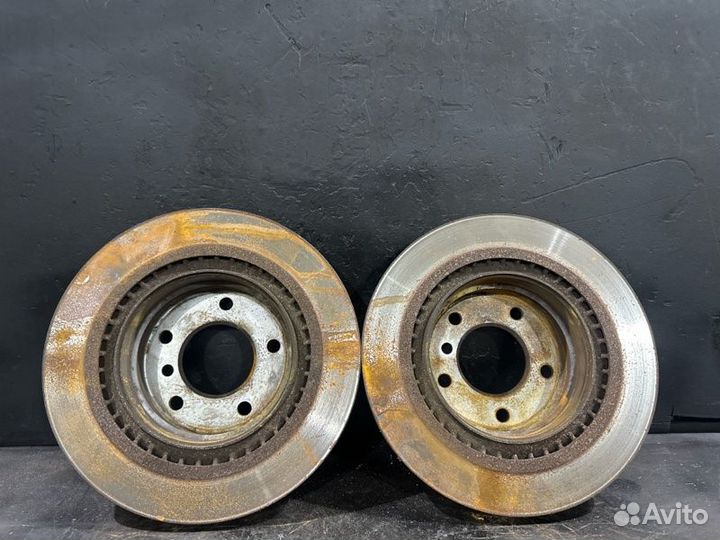 Тормозные диски заднее Bmw 3 E92 N46B20 2007