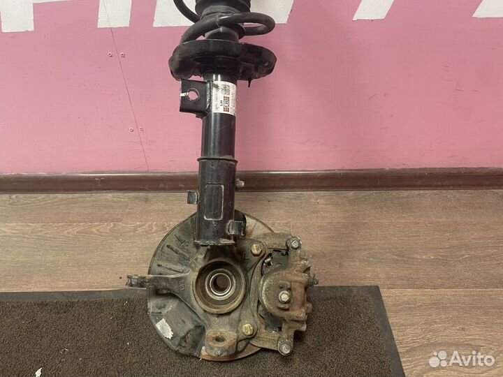 Стойка в сборе оригинал левая Солярис2 2017-2020