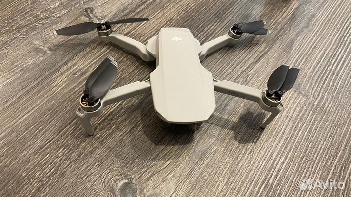 Квадрокоптер dji mini se