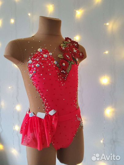 Купальник для художественной гимнастики