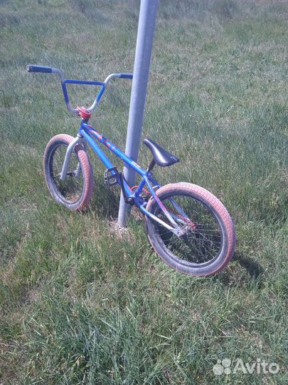 Трюковой велосипед bmx