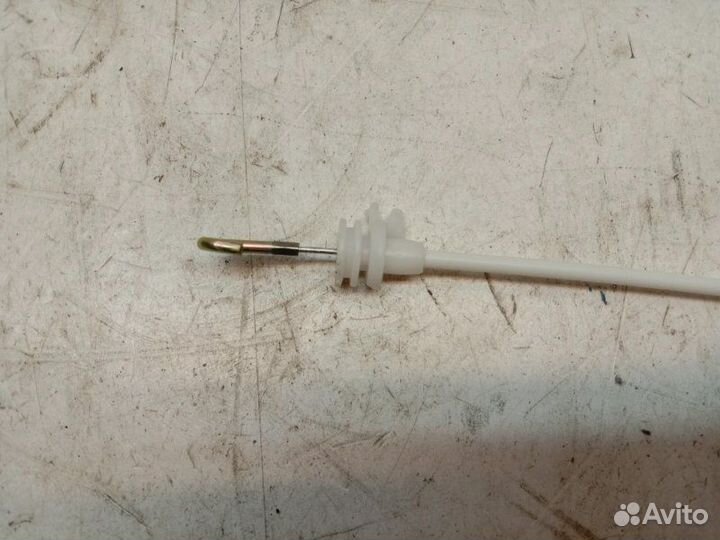 Трос открывания двери Audi 100 C4 1991-1994 V14F