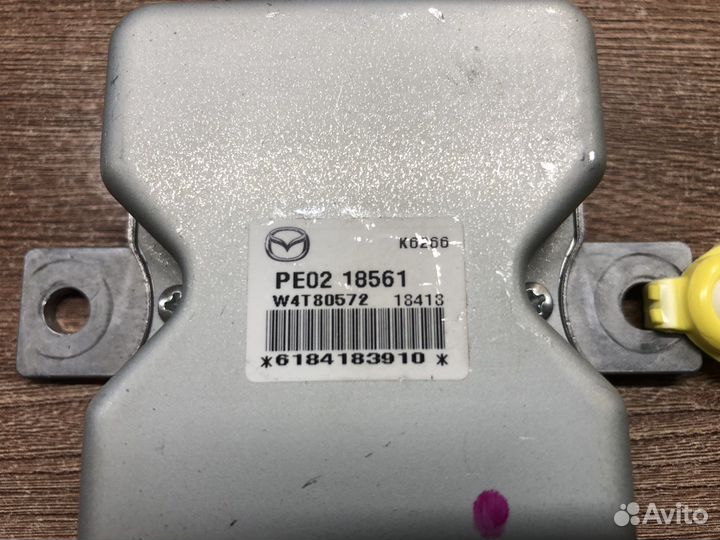 Блок управления топливный насосом Mazda 3 BM 2013