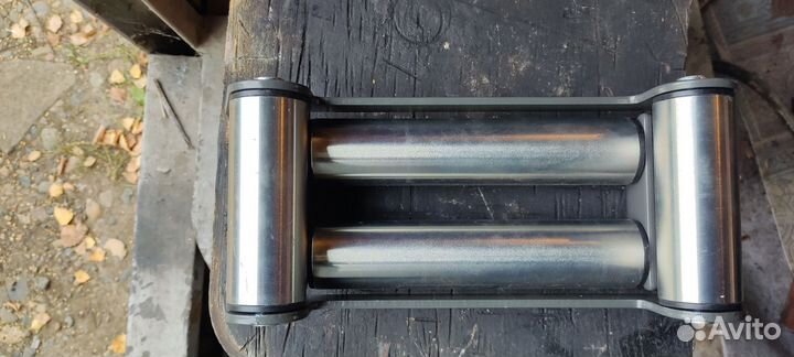 Клюз новый роликовый для лебедки