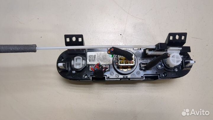 Переключатель отопителя киа Soul 2019