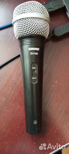 Вокальный микрофон Shure SV 100