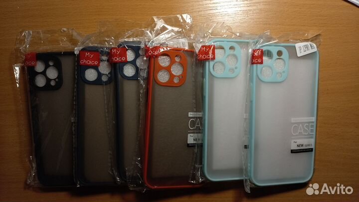 Чехол на iPhone 12