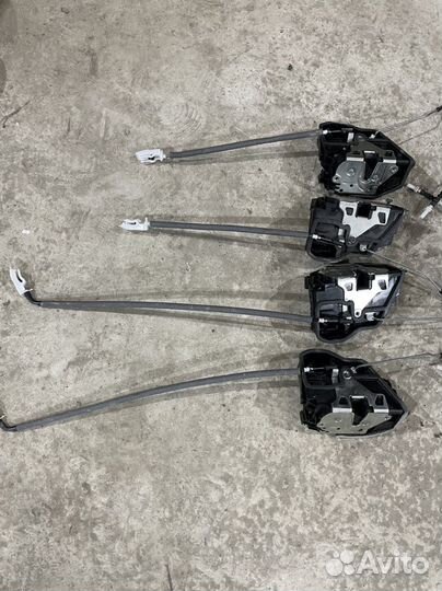 Замок двери задний правый bmw f30