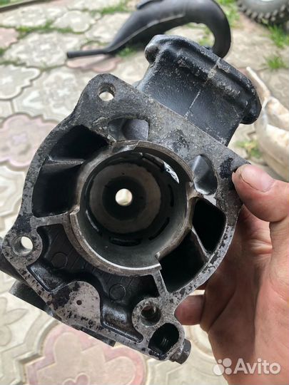 Продам запчасти на кроссач Хонда cr 80-85r