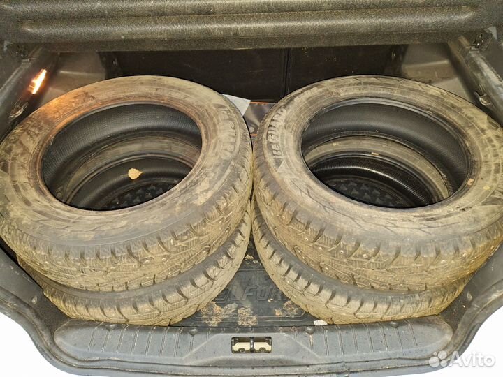 Yokohama IceGuard Stud IG65 185/65 R15