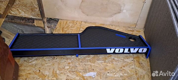 Полка в кабину Volvo FM