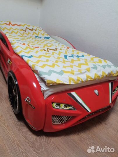 Детская кровать машина с матрасом