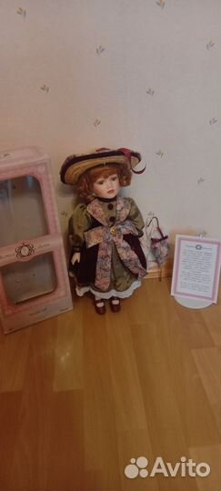 Кукла коллекционная фарфоровая Remeco Collection
