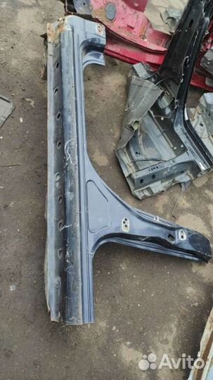 Порог левый Mazda3 BK2007