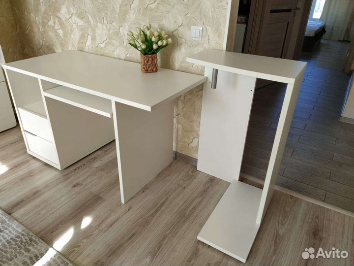 Компьютерный стол фирмы Gautier