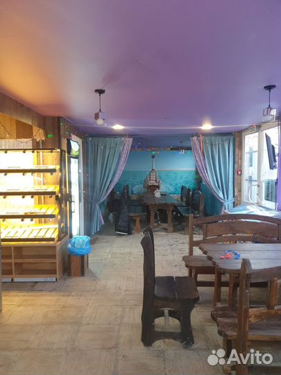 Повар, кухонный работник, продавец разлива пива