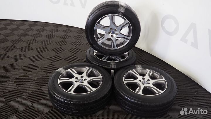 Комплект колёс Nitto NT 421Q 235/60 R18