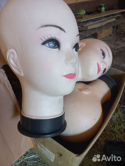 Голова для шапок