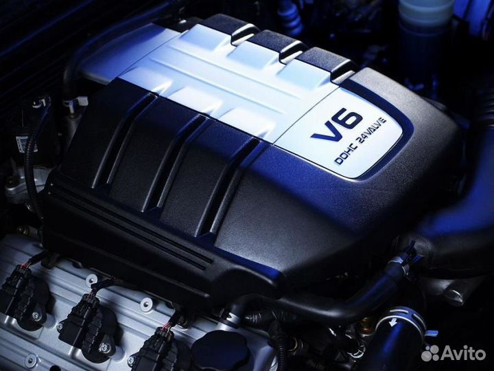 Декоративная накладка, крышка на двигатель V6