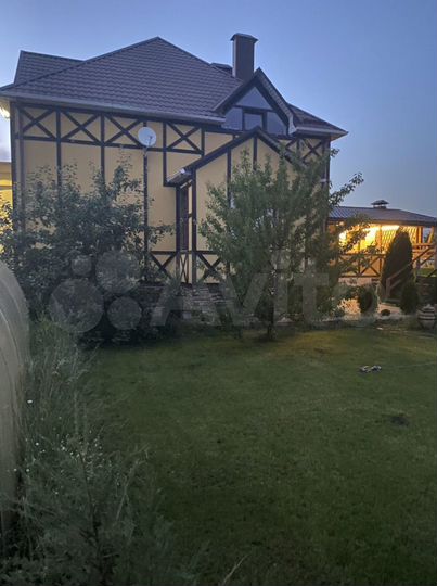 Дом 178 м² на участке 11 сот.