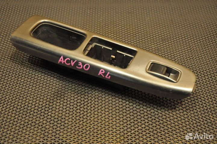 Кнопка стеклоподъемника задняя левая toyota camr