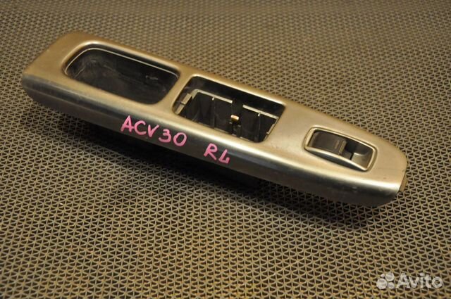 Кнопка стеклоподъемника задняя левая toyota camr