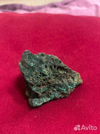 Минералы коллекционные. Заринит/малахит/азурит