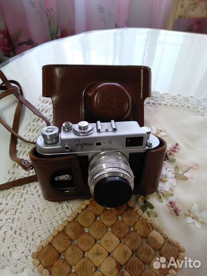 Фотоаппарат Зоркий-4