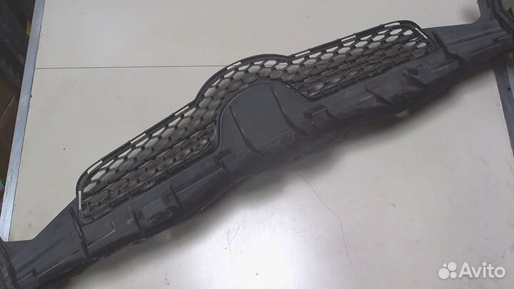 Решетка радиатора Toyota Auris E15, 2008