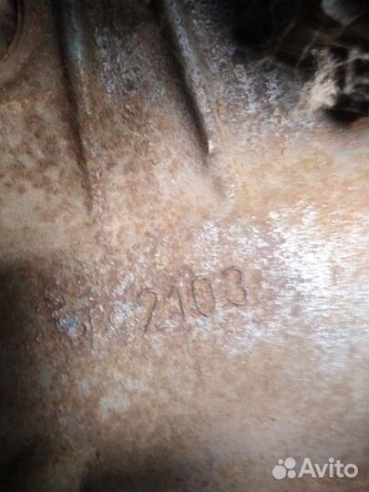 Двигатель 2103