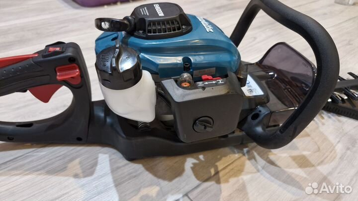 Бензокусторез