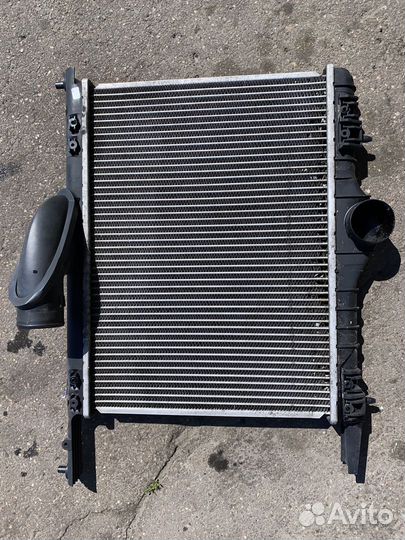 Радиатор интеркулера Mitsubishi Carisma DA5A