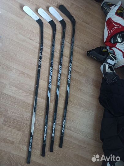 Обломки хоккейных клюшек заряд т90