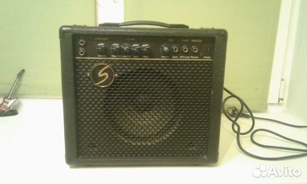 Комбик для бас гитары greg bennett SBA30