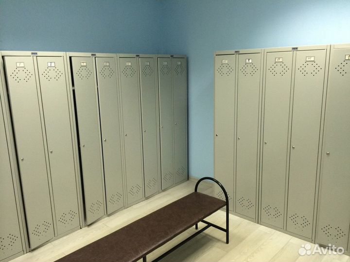 Шкафы для одежды