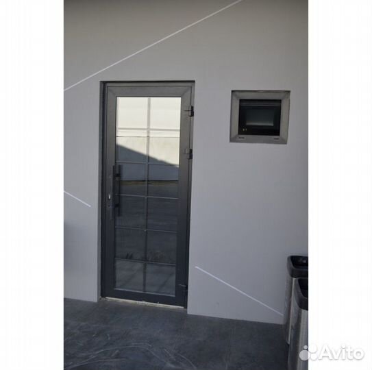 Алюминиевая дверь холодная