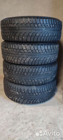 Gislaved Nord Frost 5 215/65 R16 102T