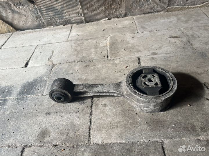 Опора двигателя задняя Skoda Fabia 1.4