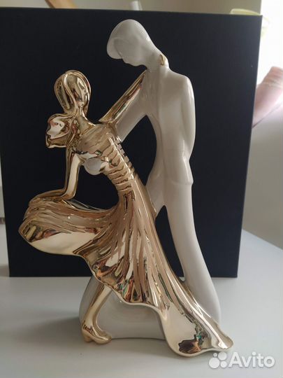 Статуэтка lefard 