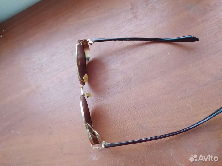 Солнцезащитные очки женские