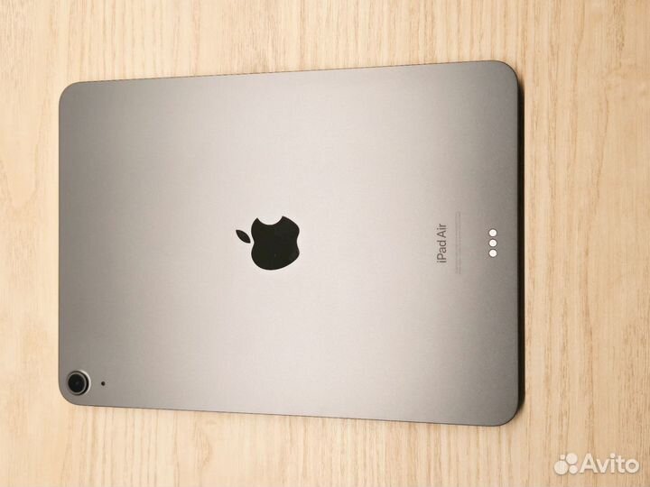 iPad air 5 2022 m1 64 wi fi