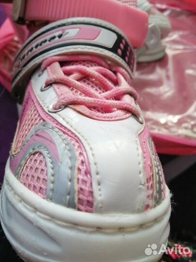 Коньки на девочку